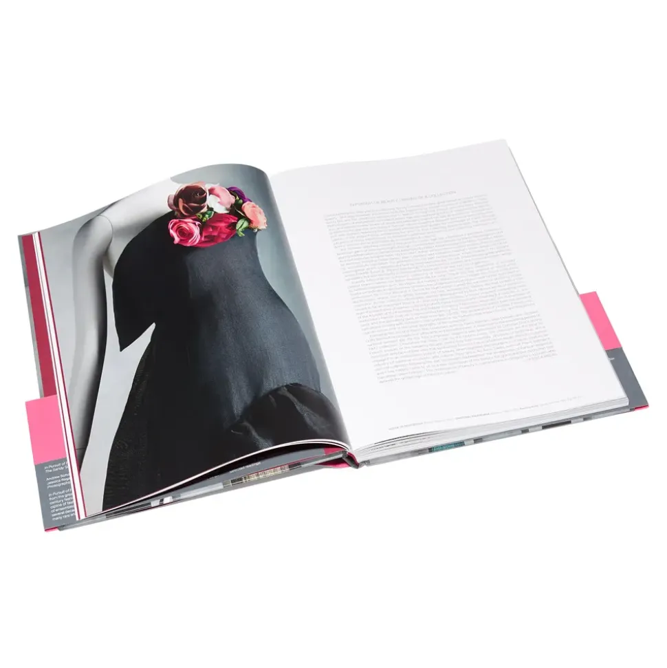 In Pursuit Of Fashion: The Sandy Schreier Collection