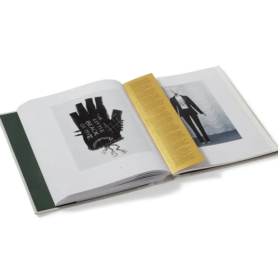 Karl Lagerfeld: A Line Of Beauty