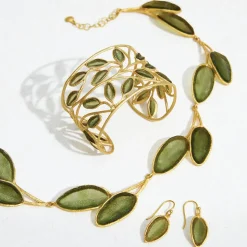 Sage Leaf Choker